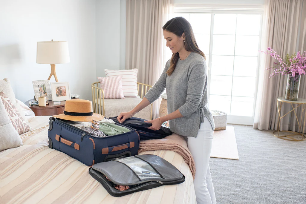 Best Ways to Avoid Overpacking Fashion Items